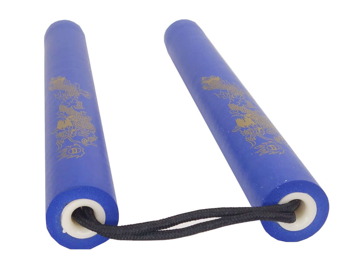 Nunchaku Mousse Bleu 29cm dia. 3.1cm Corde 13cm, en mousse bleu pour l'apprentissage sécurisé.