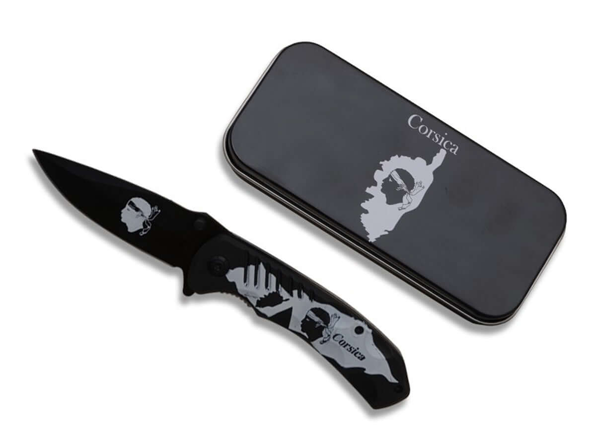 Couteau Corse lame 8.5cm - Boite métal, couteau pliant avec motif corse et boîte métallique décorée.