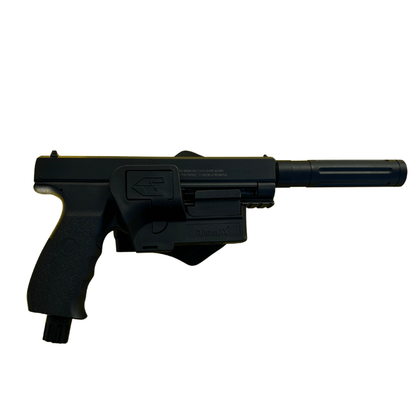 holster AMOMAX pour pistolets VESTA - vue d'un pistolet adapté au holster tactique rigide.