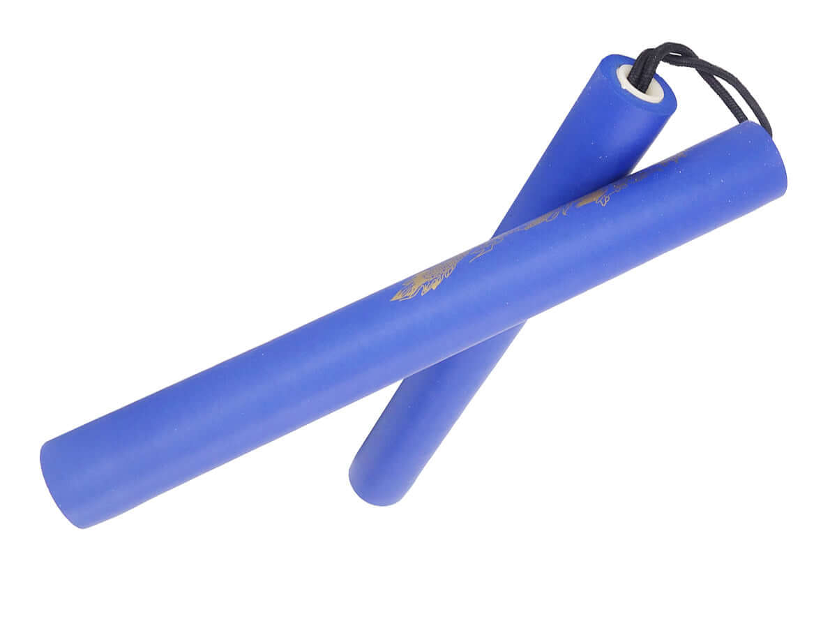 Nunchaku Mousse Bleu 29cm dia. 3.1cm Corde 13cm, idéal pour l'apprentissage sécurisé des techniques martiales.