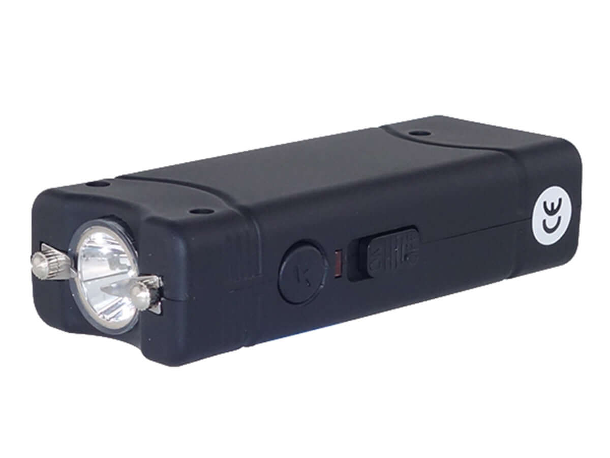 Shocker Mod 801 6 000 000 V avec lampe et housse USB, dispositif de défense compact et ergonomique.