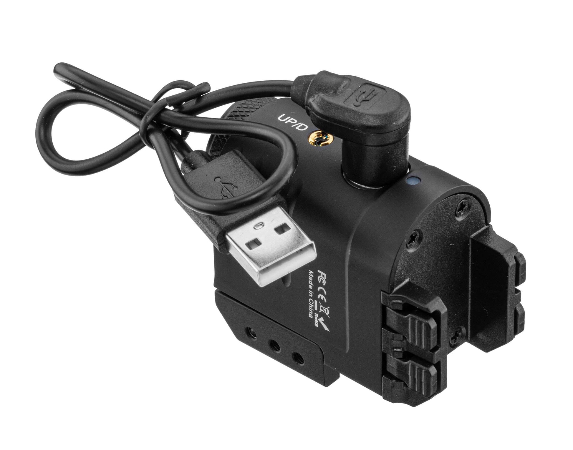 Skywoods Lampe tactique 360 Lm + laser vert IP66 USB Magnétique avec connecteur USB visible.